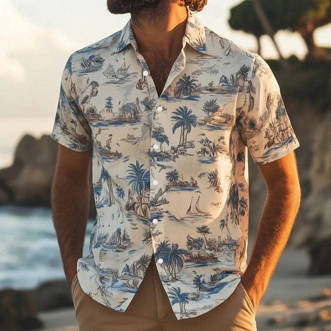 Modernes Herren Kurzarmhemd mit stylischem Palmenprint. Bequemes, atmungsaktives Urlaubshemd für tropische Tage.