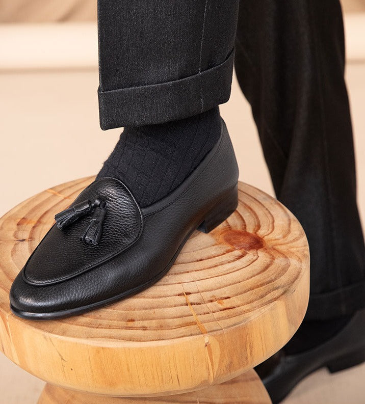 Moderner Herren Tassel Loafer, bequemer Slip-On Business Schuh aus Leder, ideal für Büro und Event.