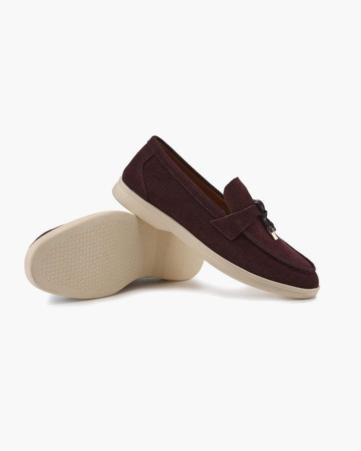 Stilvolle Damen Loafer mit feiner Steppnaht, Obermaterial-Detail. Edle Damenschuhe.