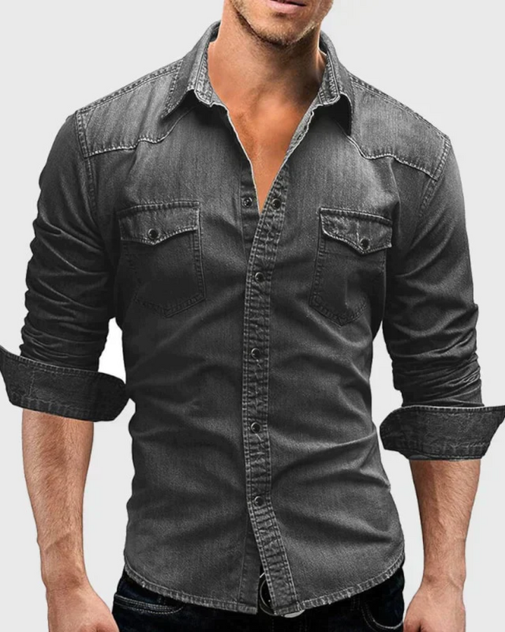 Elegantes Herren Langarmhemd, Button-up Stil, klassischer Schnitt, perfekt für stilvolle Freizeitlooks.