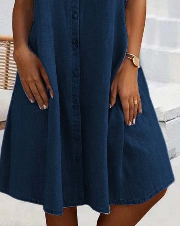 Vielseitiges Damen A-Linien-Freizeitkleid mit Kurzarm und Knopfleiste. Perfekt für den Sommeralltag.