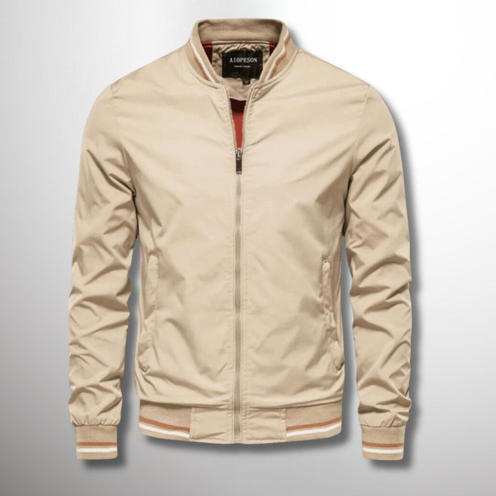 Stilvolle Herren Bomberjacke, wasserabweisend, ideal als Freizeitjacke für Frühling & Herbst Outdoor-Aktivitäten.