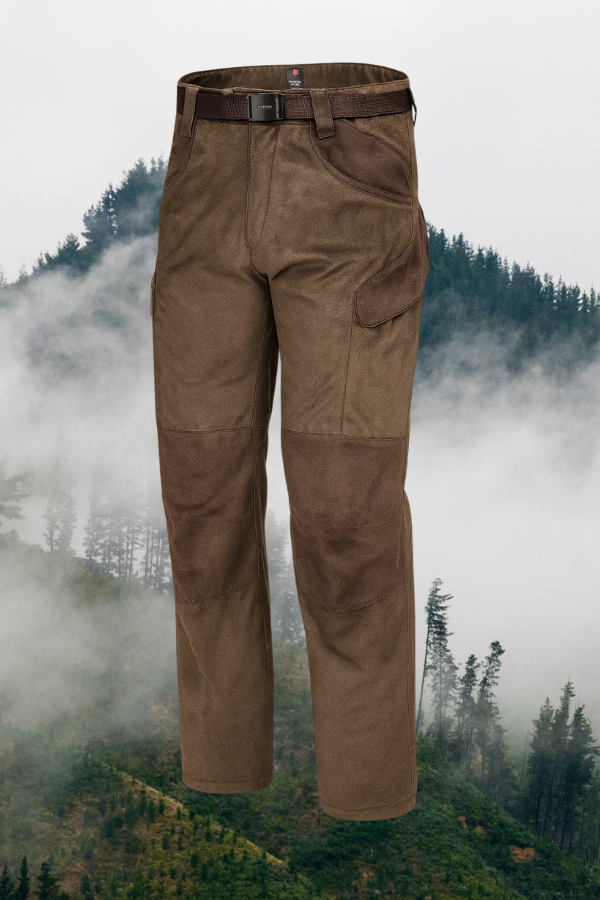 Dunkelbeige Herren Jagdhose, atmungsaktiv & wasserabweisend, ideal für die Jagd und Outdoor-Aktivitäten.