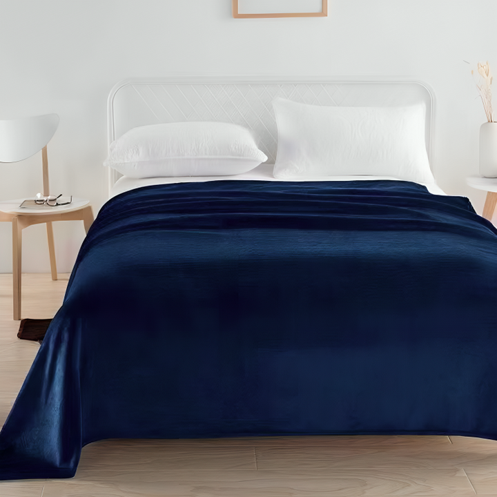 Gemütliche, dekorative Wurfdecke aus ultraweichem Polyester, leicht & wärmend für Ihr Wohnzimmer.