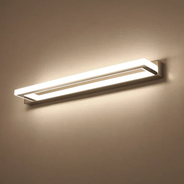 Schlanke LED Wandleuchte für Bad, moderne Badezimmerbeleuchtung, energieeffizientes Licht.