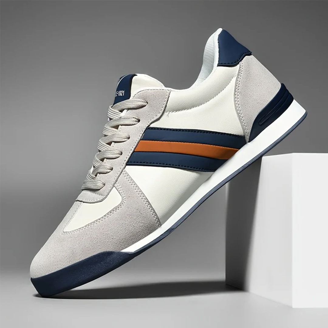 Herren-Sneaker: Sportlicher Alltagsschuh mit Streifendetail. Bietet ultimativen Komfort für Freizeit & Sport.