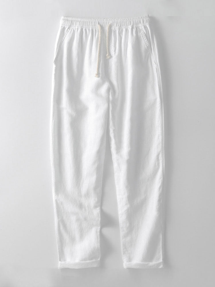 Moderne Herren Freizeitkleidung: Sommer Hemd und Hose Set für elegante Freizeitmomente.