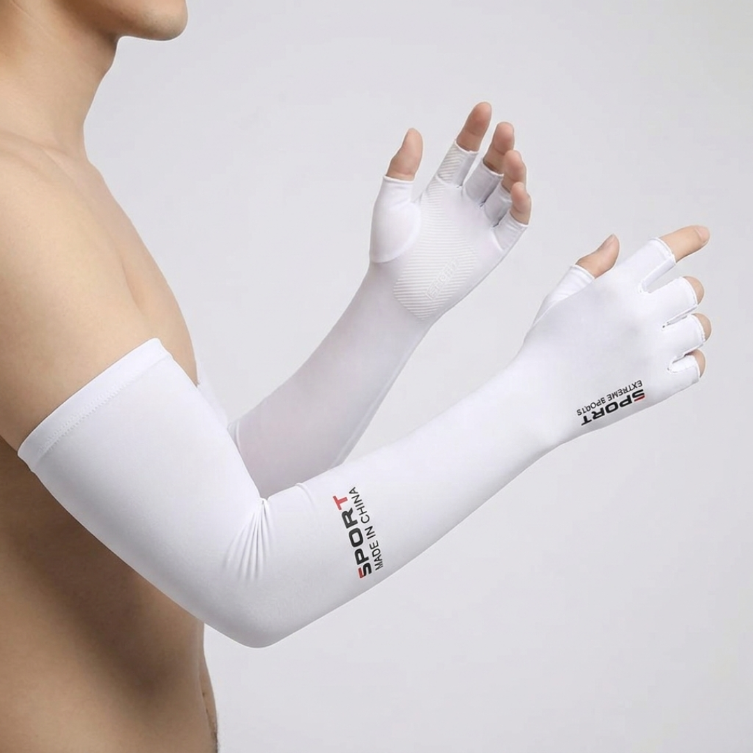 Atmungsaktive Icesilk-Armstulpen mit Sonnenschutz für Herren & Damen bei Aktivitäten im Freien.