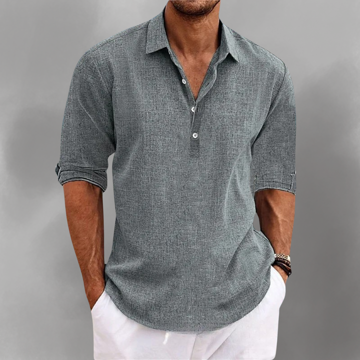 Elegantes Herren Kurzarmhemd, einfarbig, mit offenem Kragen. Perfekt für casual Sommer-Looks & Freizeit.