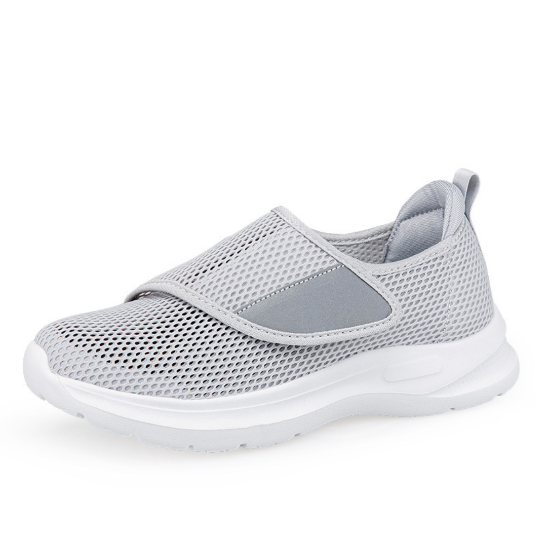 Bequemer Herren Slip-on Gehschuh, extra breit & rutschfest. Verstellbarer orthopädischer Komfortschuh.