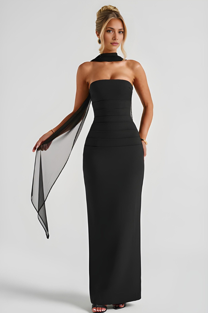 Elegantes, trägerloses Bodycon Maxikleid für Damen, ideal als Hochzeitsgastkleid oder Abendkleid.