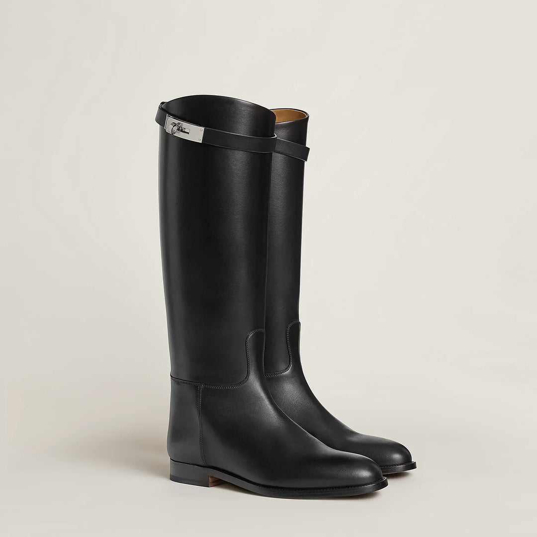 Elegante Damen Reitstiefel in Schwarz, klassischer Stil für den Alltag, tierfreundliche Mode.