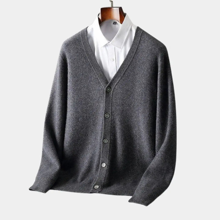 Klassischer Herren Cardigan mit V-Ausschnitt, elegant und funktional für Business & Freizeit-Mode.