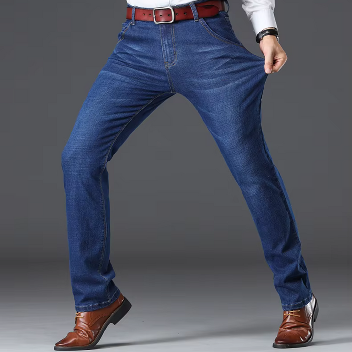 Klassische Passform Herren Stretch-Jeans aus Denim, ideal für Freizeit und Alltag.