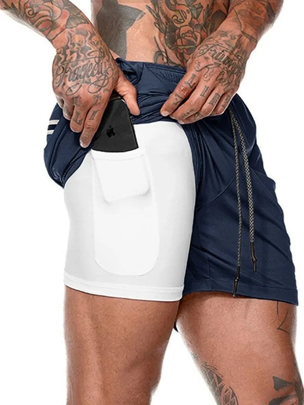 Seitenansicht der modernen Herren 2-in-1 Sportshorts Felix. Ideal für Fitness, Laufen und aktive Sommer-Freizeit.
