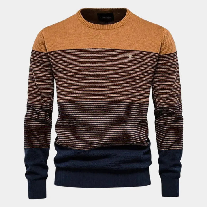 Warmer dunkelgrüner Herren Basic Rundhals-Pullover, perfekt als Winterpullover und stilvolle Herbstmode.