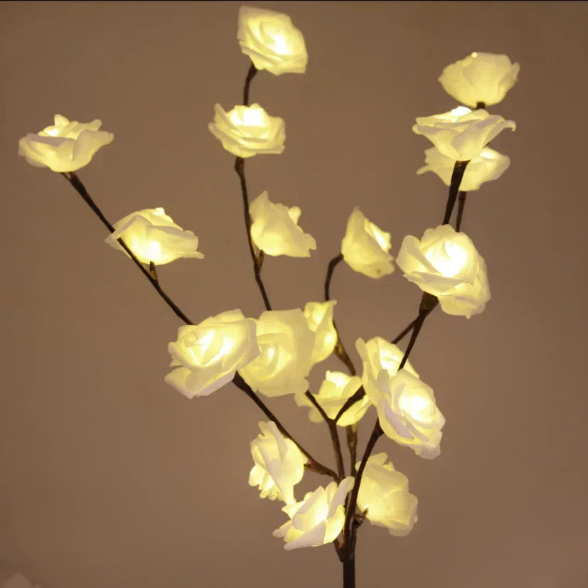 Zauberhaftes Ambiente mit LumaBranches: Dekorative LED-Äste als Highlight Ihrer Einrichtung.