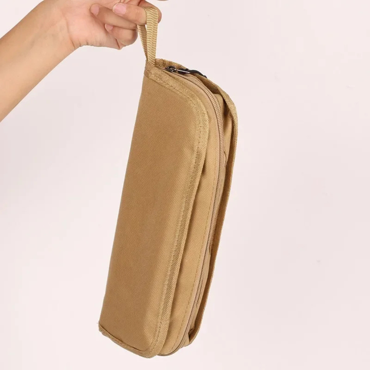 Leichter Campinghocker, faltbar & tragbar. Kompakte Sitzgelegenheit für Outdoor, Wandern & Angeln.