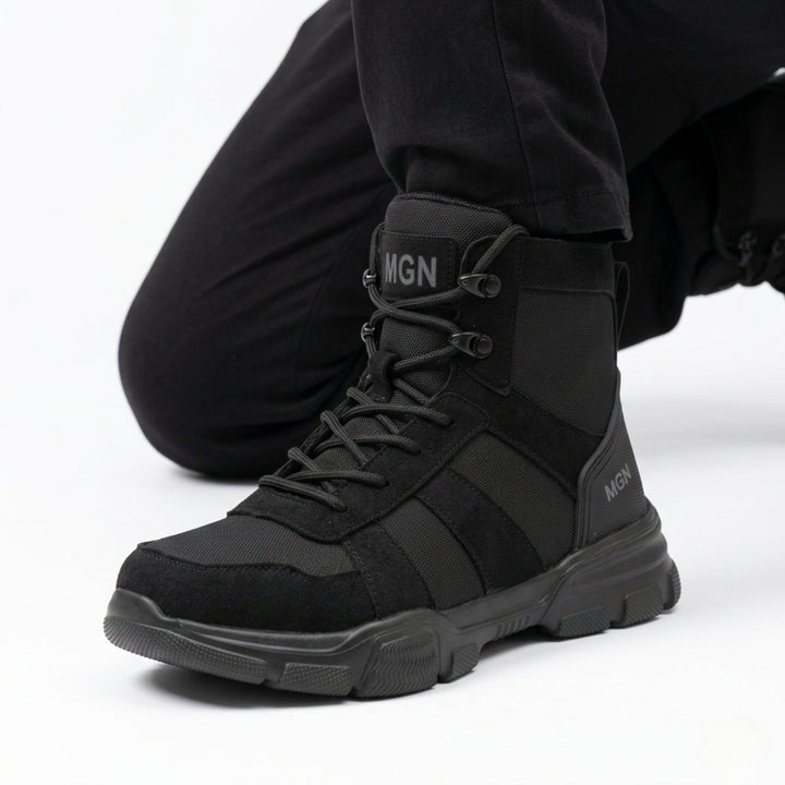 Robuste Herren Arbeitsstiefel, wasserdicht & komfortabel, mit Zehenschutz ideal für anspruchsvolle Baustellen.
