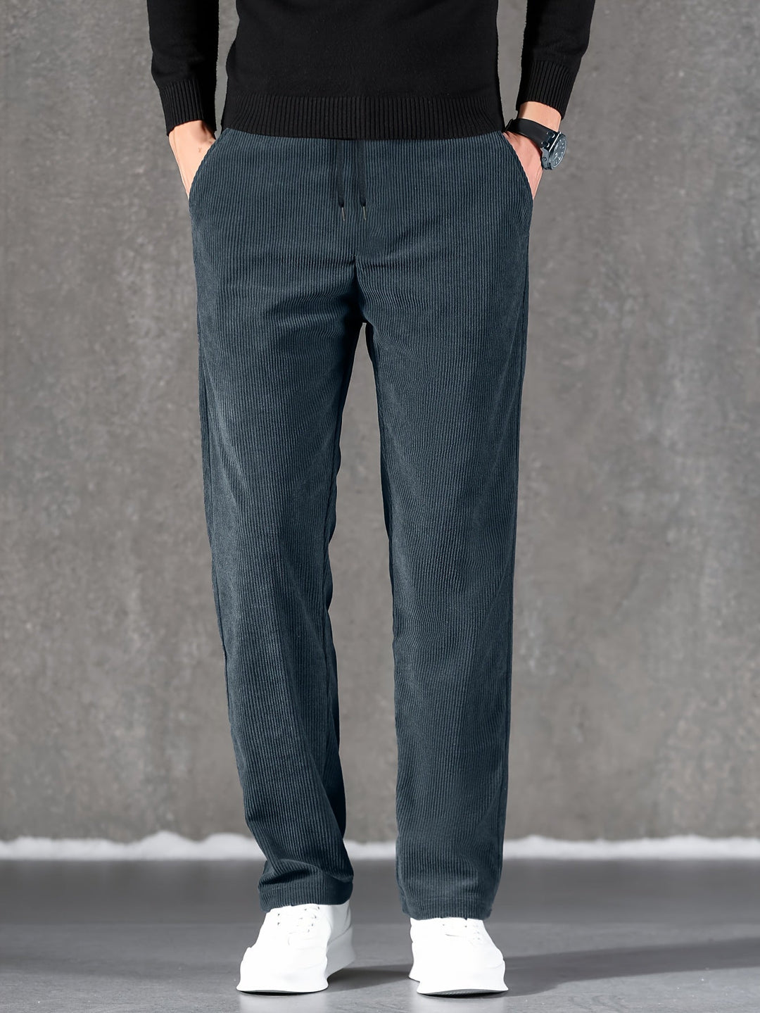 Winterliche Herren Freizeithose in Blaugrau, warm gefüttert, sehr bequem, ideal für kalte Tage im Alltag.