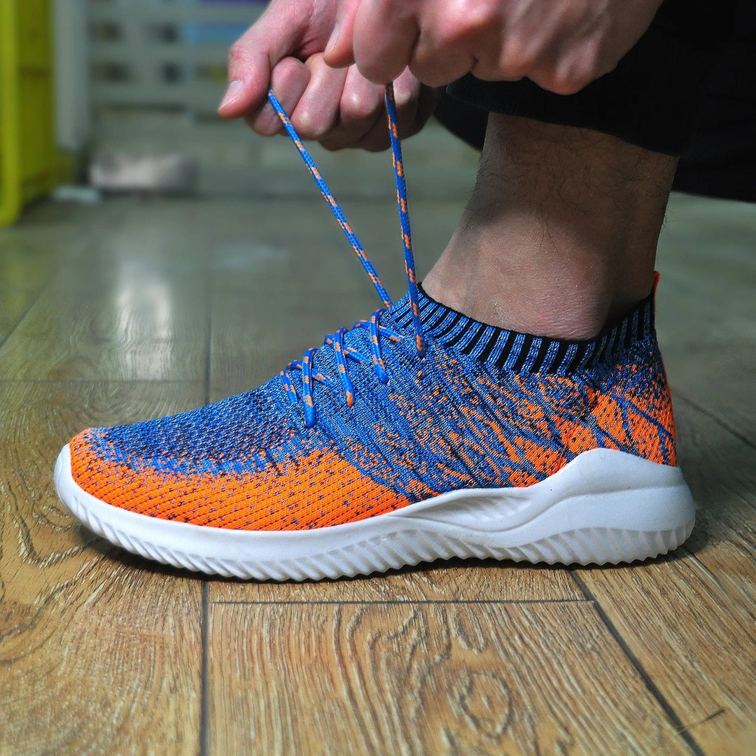 Praktische Herren Schlupfschuhe: leicht, atmungsaktiv & flexibel. Bequeme Freizeitsneakers für Männer.