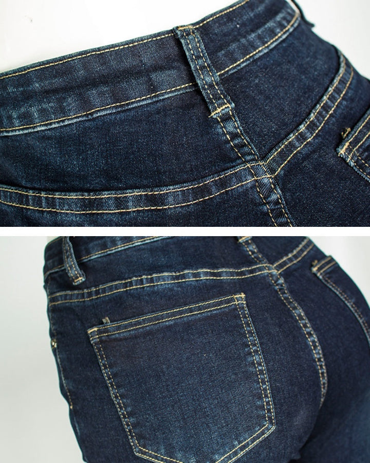 Frontansicht der modischen Damen High Waist Skinny Jeans, aus figurbetontem Stretch-Stoff.