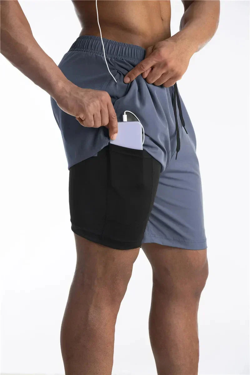 Herren Fitness-Shorts Freddie mit optimalem Halt und integrierter Kompressionshose, schwarz.