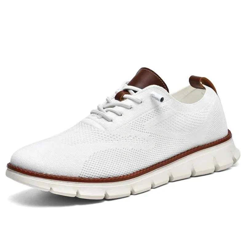 Ein Paar moderne, atmungsaktive Damensommerschuhe, leicht und flexibel, perfekt für sommerliche Freizeit.