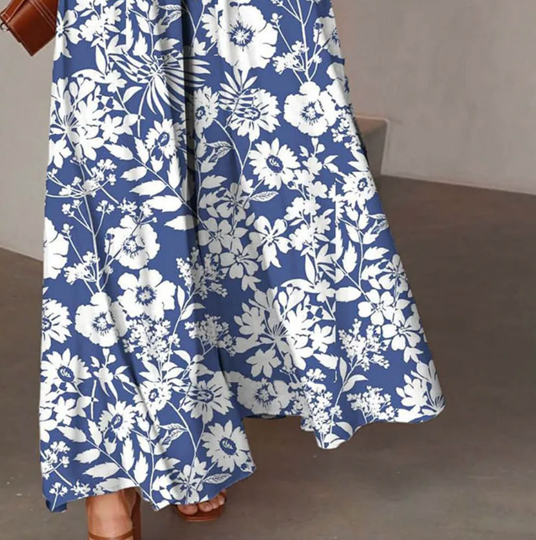 Gemütliche Damenhose mit fröhlichem Blumenmuster und elastischem Bund. Ideale Sommerhose für entspannte Tage.