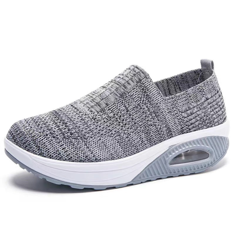 Stilvolle Damen Gesundheitsschuhe: Orthopädische Slip-On Sneaker mit rutschfester Sohle & hohem Komfort.
