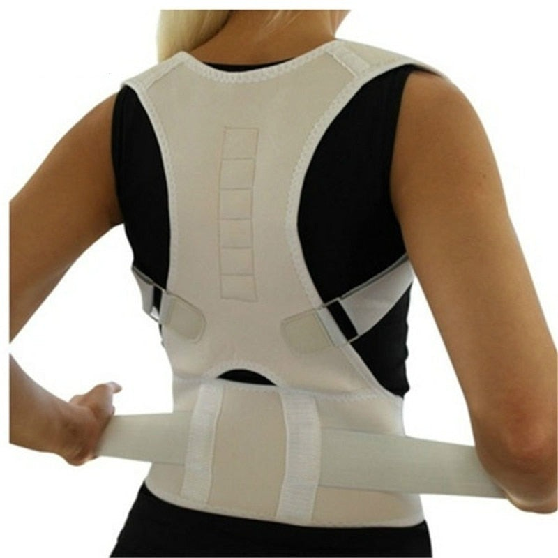 Bequeme Unisex Rückenstütze mit Magnettherapie für bessere Haltung und sofortige Schmerzlinderung im Alltag.