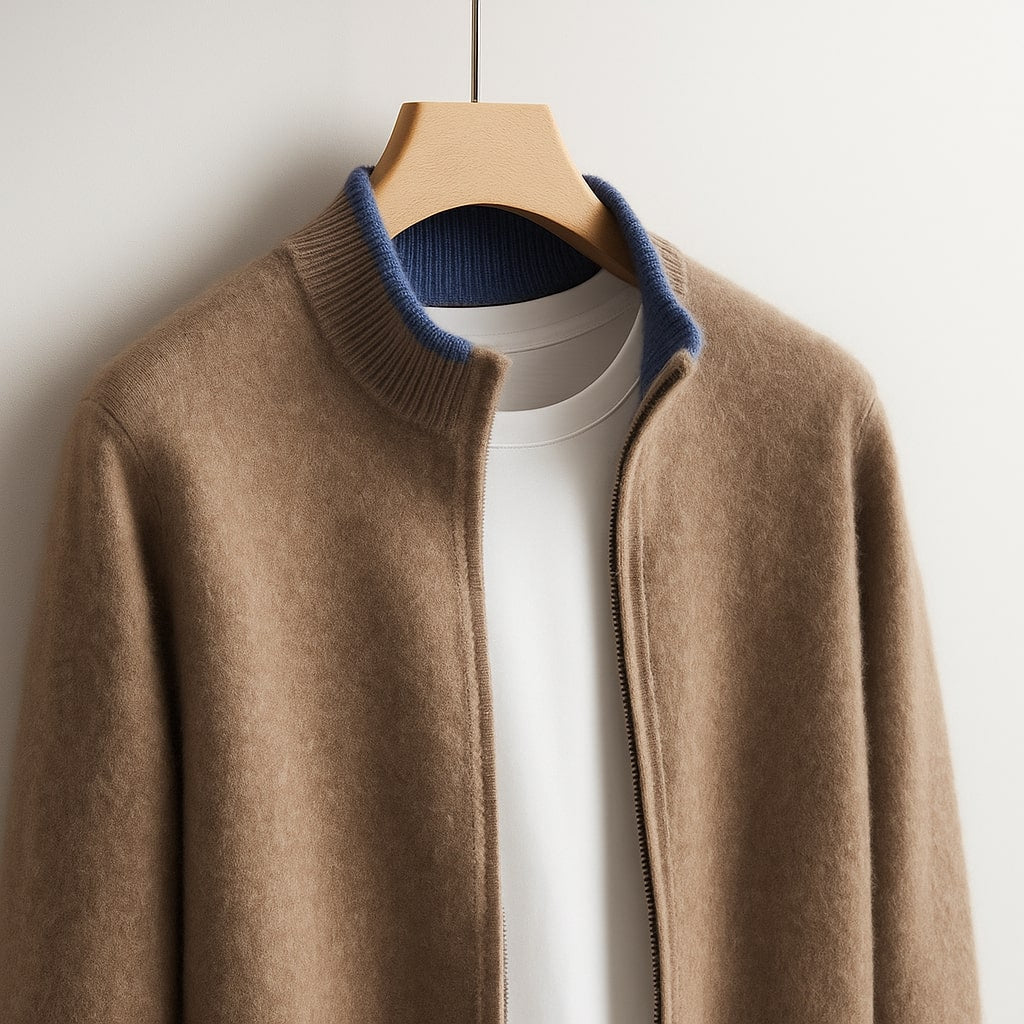 Herren Pullover-Strickjacke mit Reißverschluss. Warme Freizeitmode für den modernen Mann.