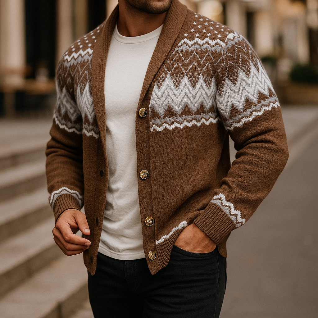 Elegante Herren Strickjacke mit Schalkragen, Musterstrick & Knopfleiste. Warme Wintermode für Männer.