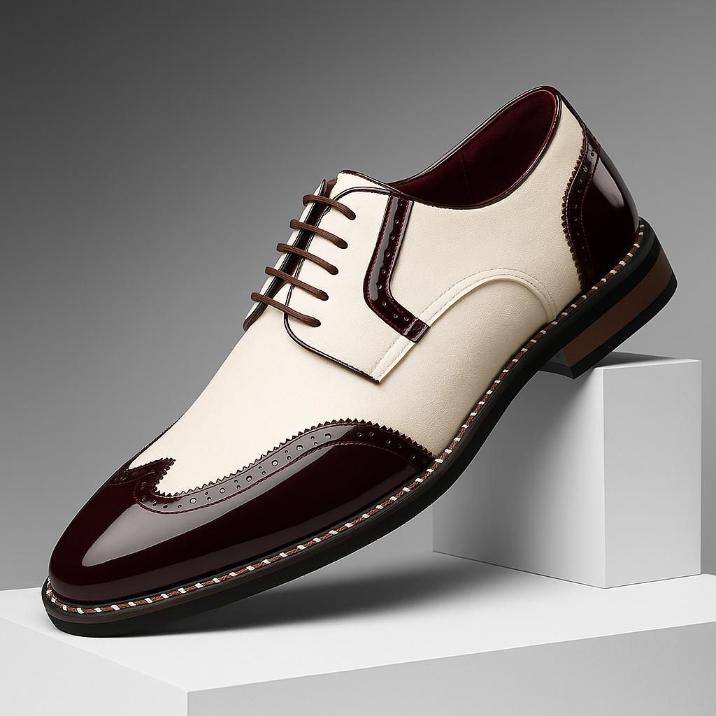 Stilvolle weiße Herren Halbschuhe: Brogue Wingtip Design für formelle Events, Business und stilvolle Männer.