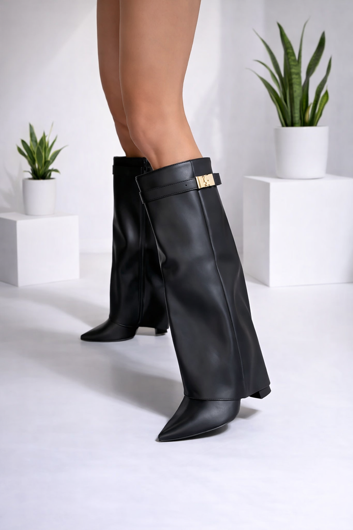Schwarze elegante Damen Kniehohe Stiefel, bequem & rutschfest für den Winter.