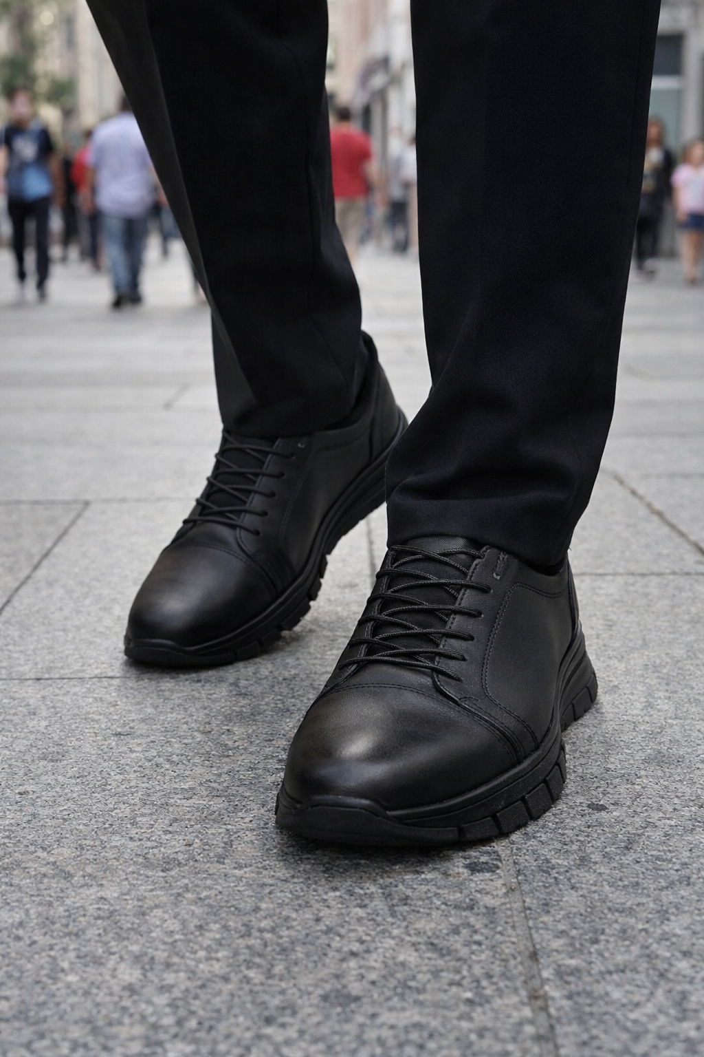 Elegante schwarze Herren-Schnürschuhe für Business & formelle Anlässe, klassischer Stil und Komfort.