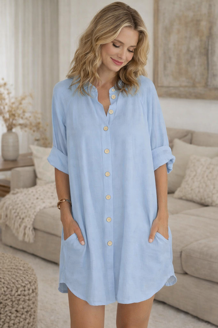 Vielseitige Damencasual Bluse in Übergröße. Komfortabler V-Ausschnitt & Knopfleiste, ideal für Freizeit & Büro.
