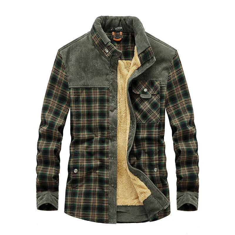 Robuste Herren Übergangs-Hemdjacke aus Flanell mit praktischen Taschen; ideal für Herbst, Frühling und Freizeit-Look.