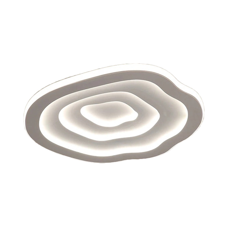 Moderne gewellte Acryl LED-Deckenlampe für Wohnzimmer. Flexibles warmweißes Licht schafft Ambiente.