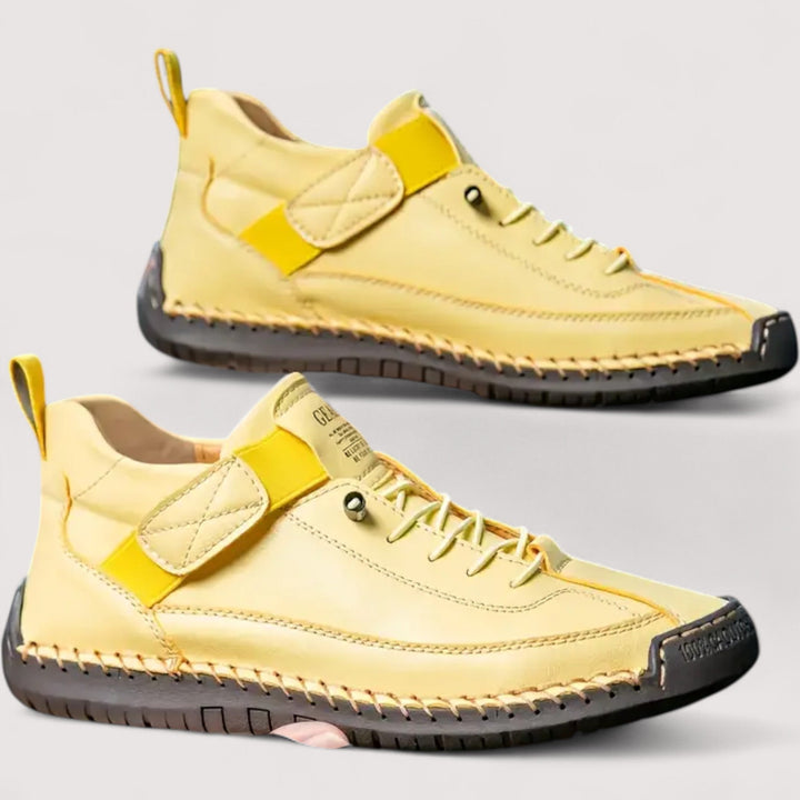Robuster Damen Sportschuh mit rutschfester Sohle und atmungsaktiver Oberfläche.