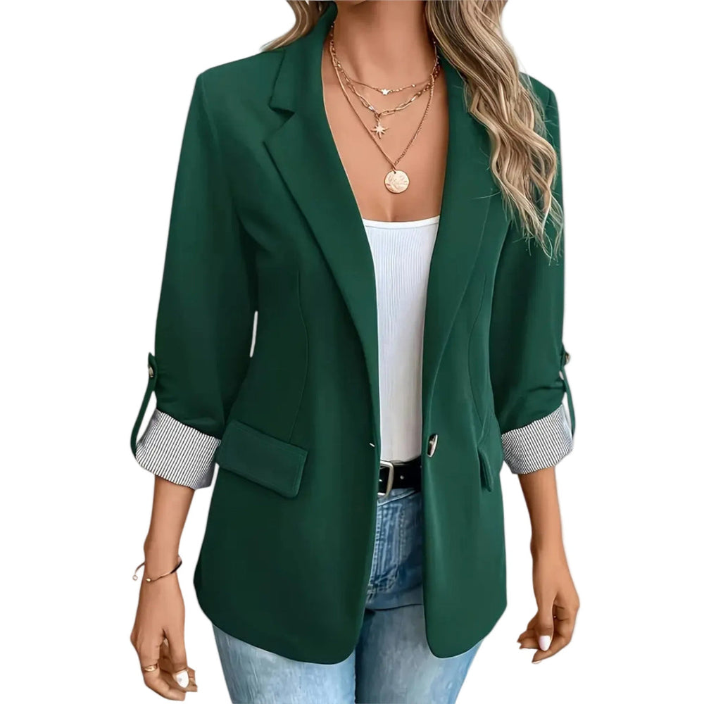 Modischer Damen Slim-Fit Blazer, tailliert geschnitten. Vielseitiger Einreiher für Büro oder elegantes Casual.
