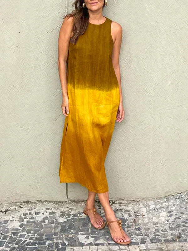 Langes, fließendes Maxikleid in erdigen Naturtönen für Damen, ideal für einen stilvollen Auftritt.