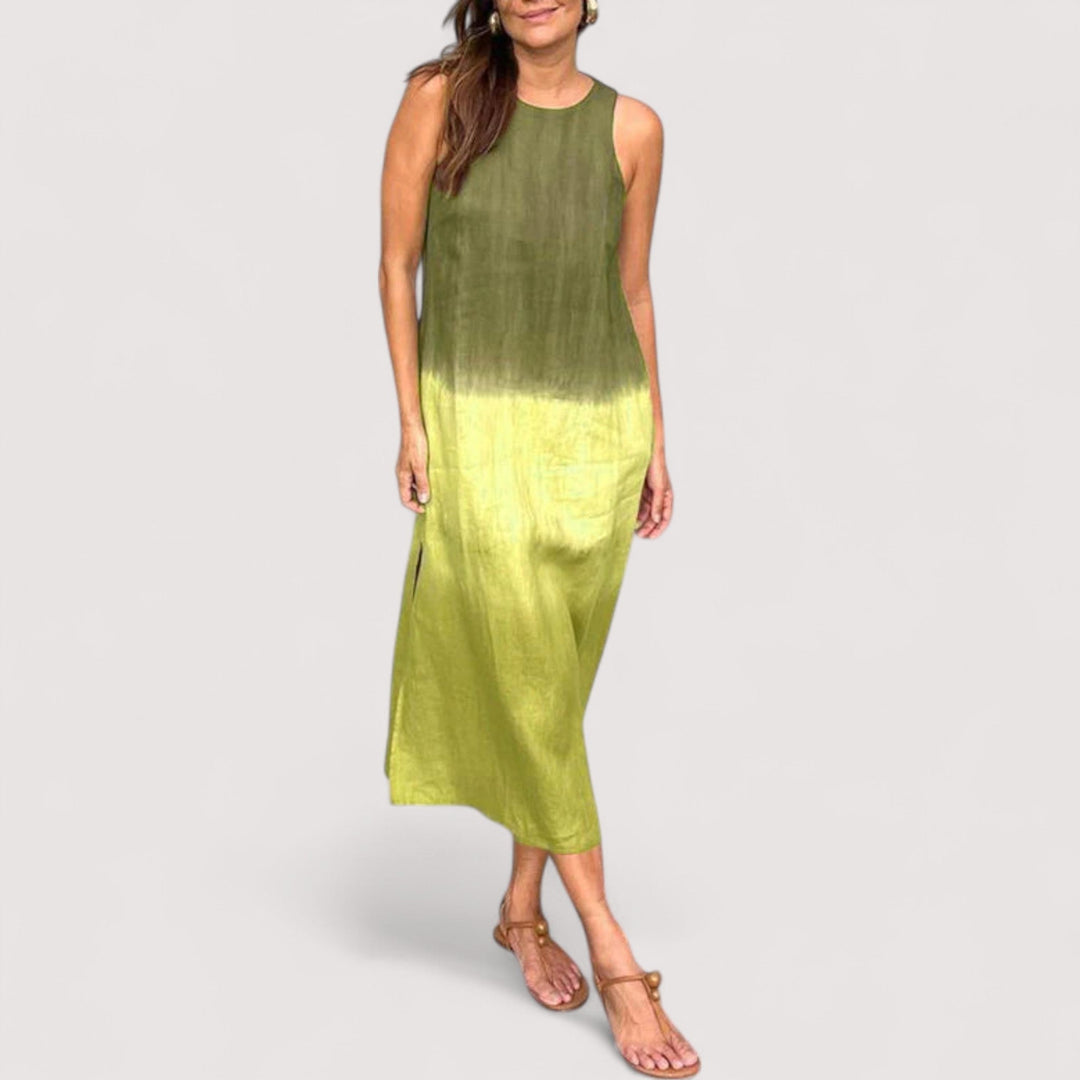 Grünes Freizeitkleid. Locker geschnitten, fließender Stoff. Perfekt für entspannte Sommertage.
