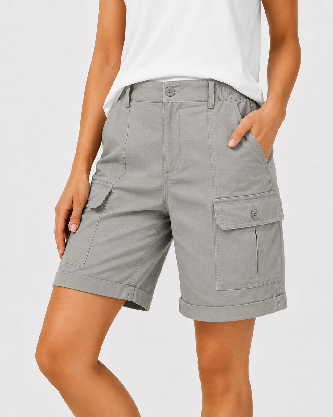 Modische High-Waist Jorts für Damen, bequem und perfekt für Freizeit.