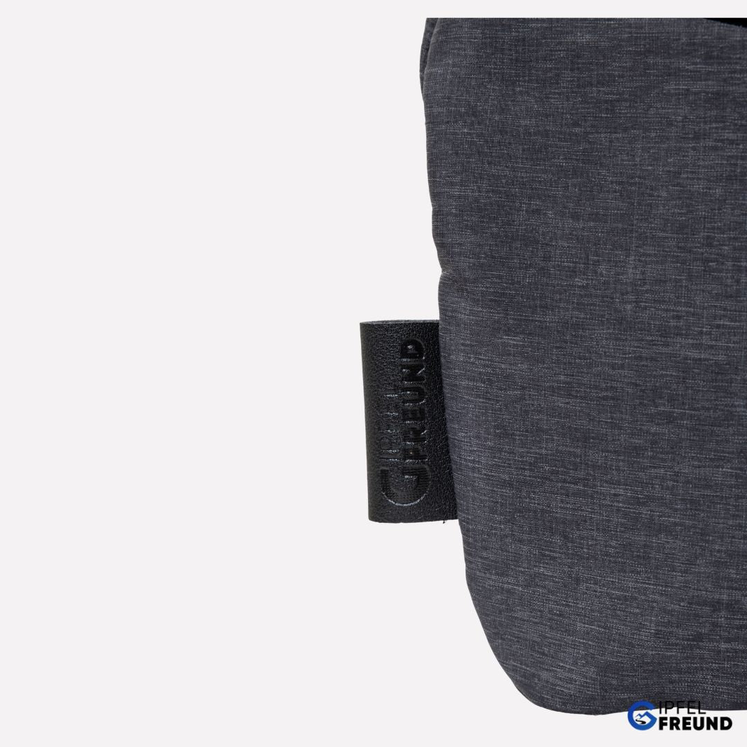 Vielseitige Schultertasche für den Alltag, mit Diebstahlschutz und RFID-Funktion.