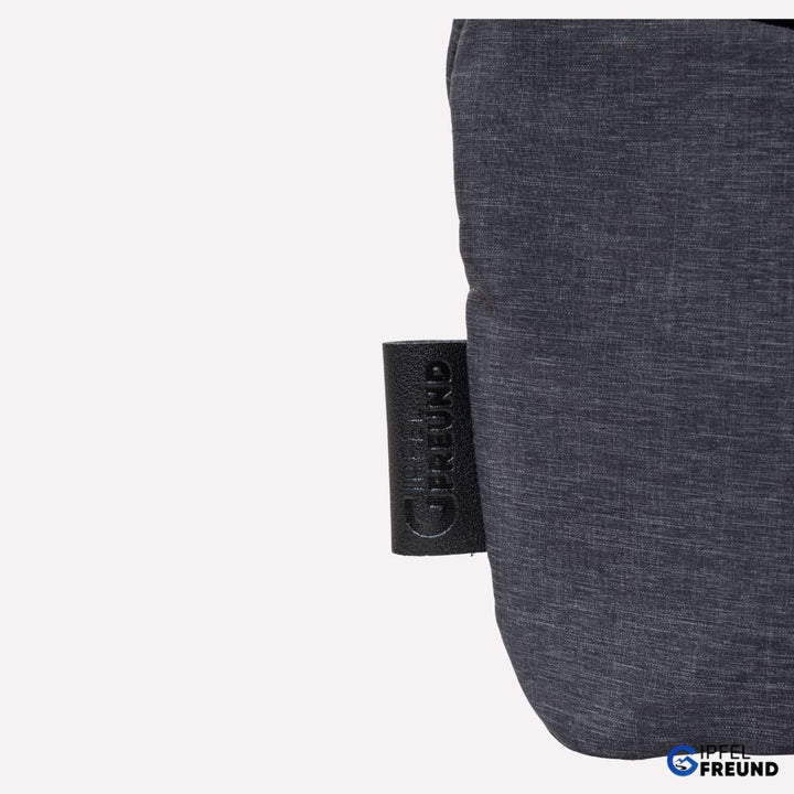 Vielseitige Schultertasche für den Alltag, mit Diebstahlschutz und RFID-Funktion.