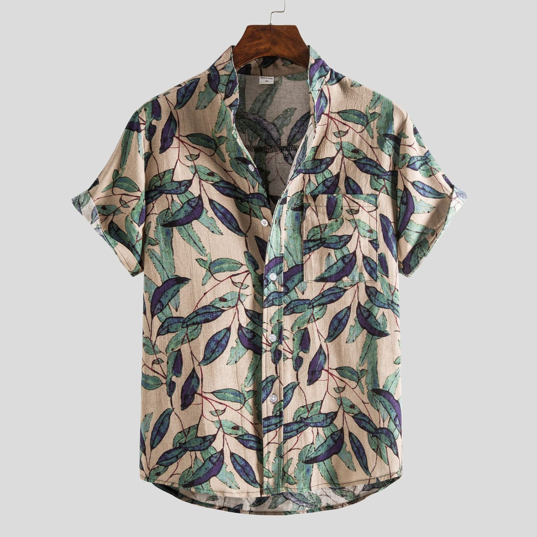 Stylisches gemustertes Kurzarmhemd für Herren, perfekt für Sommer, Urlaub & lässige Männer Mode.