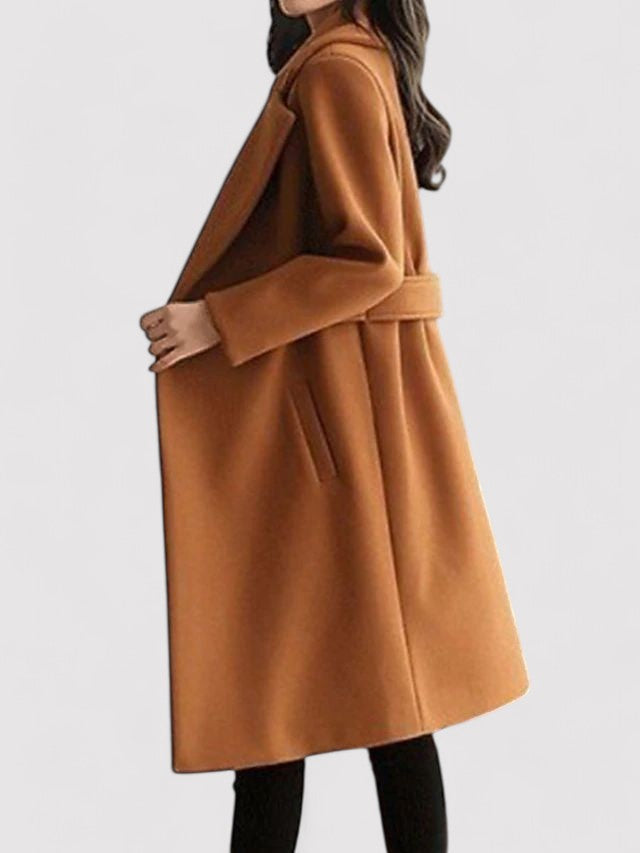 Damen Taillenmantel mit Gürtel, elegant geschnitten & warm, betont die Figur im Winter.