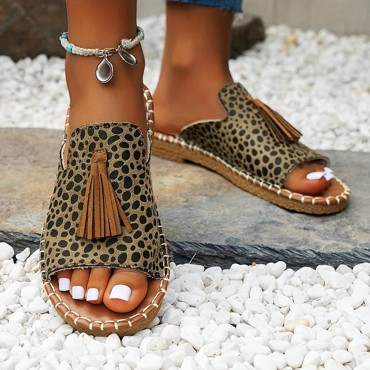 Modische Orthopädische Damen Sandalen. Bequeme Sommerschuhe mit Quasten für Stil & Fußgewölbestütze.