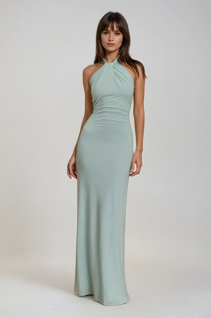 Elegantes Damen Neckholder Maxikleid in A-Linie, perfekt für Sommerabende und besondere Anlässe.